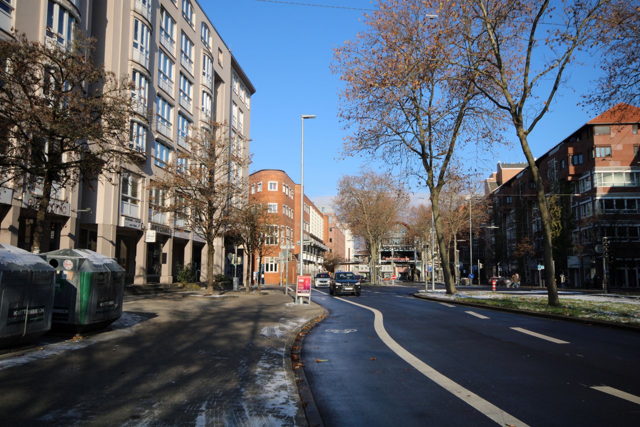Schöne Stadtwohnung mit Einbauküche + Nähe Marktplatz *