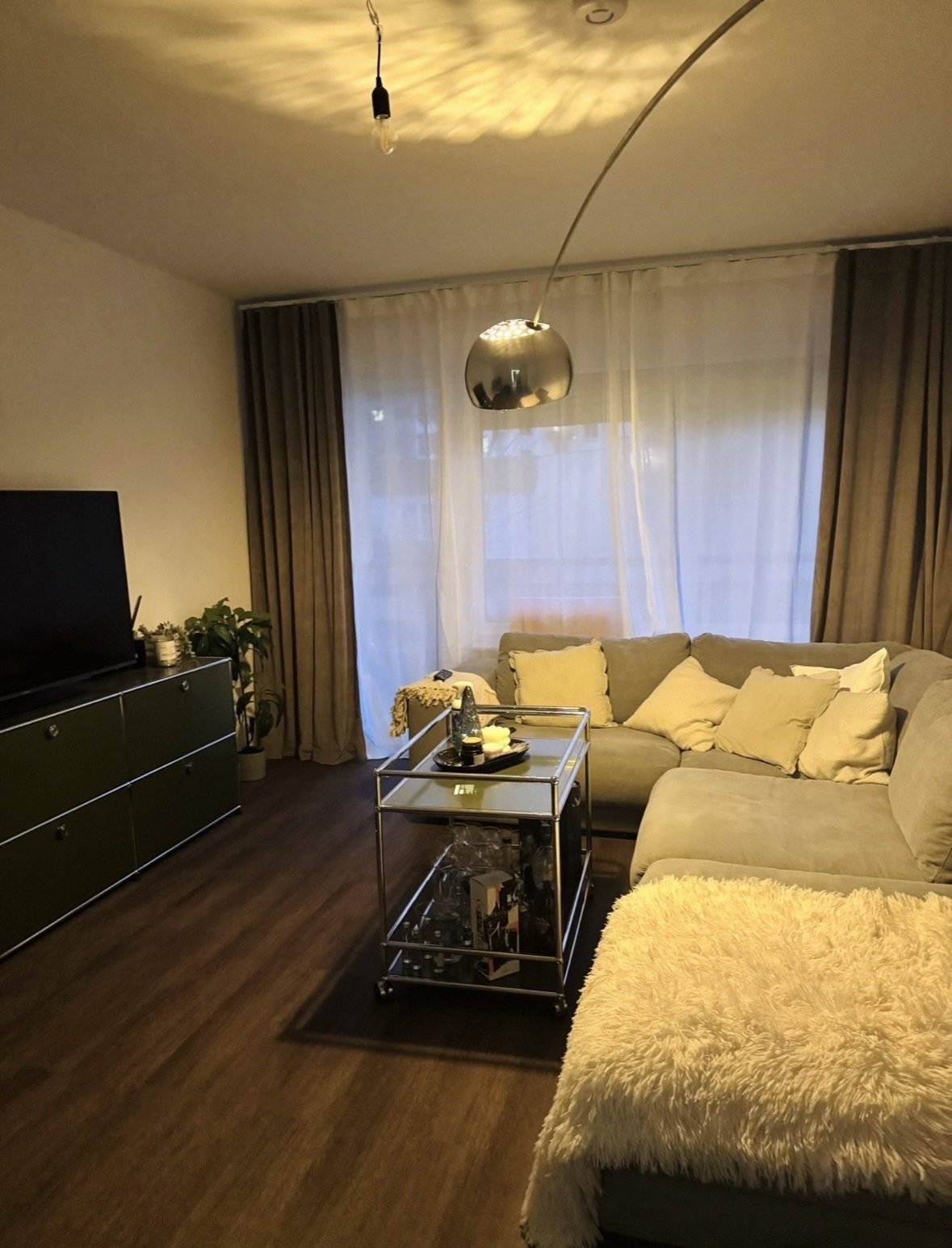 Sonnige Wohnung- Bachstrasse am Brahmsplatz