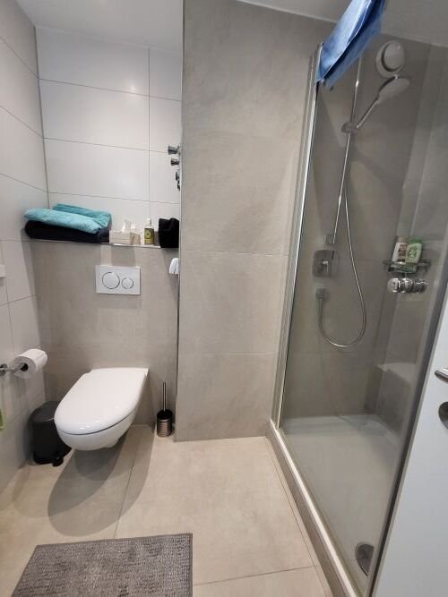 *Tolle Wohnung nähe Kaiserstrasse *