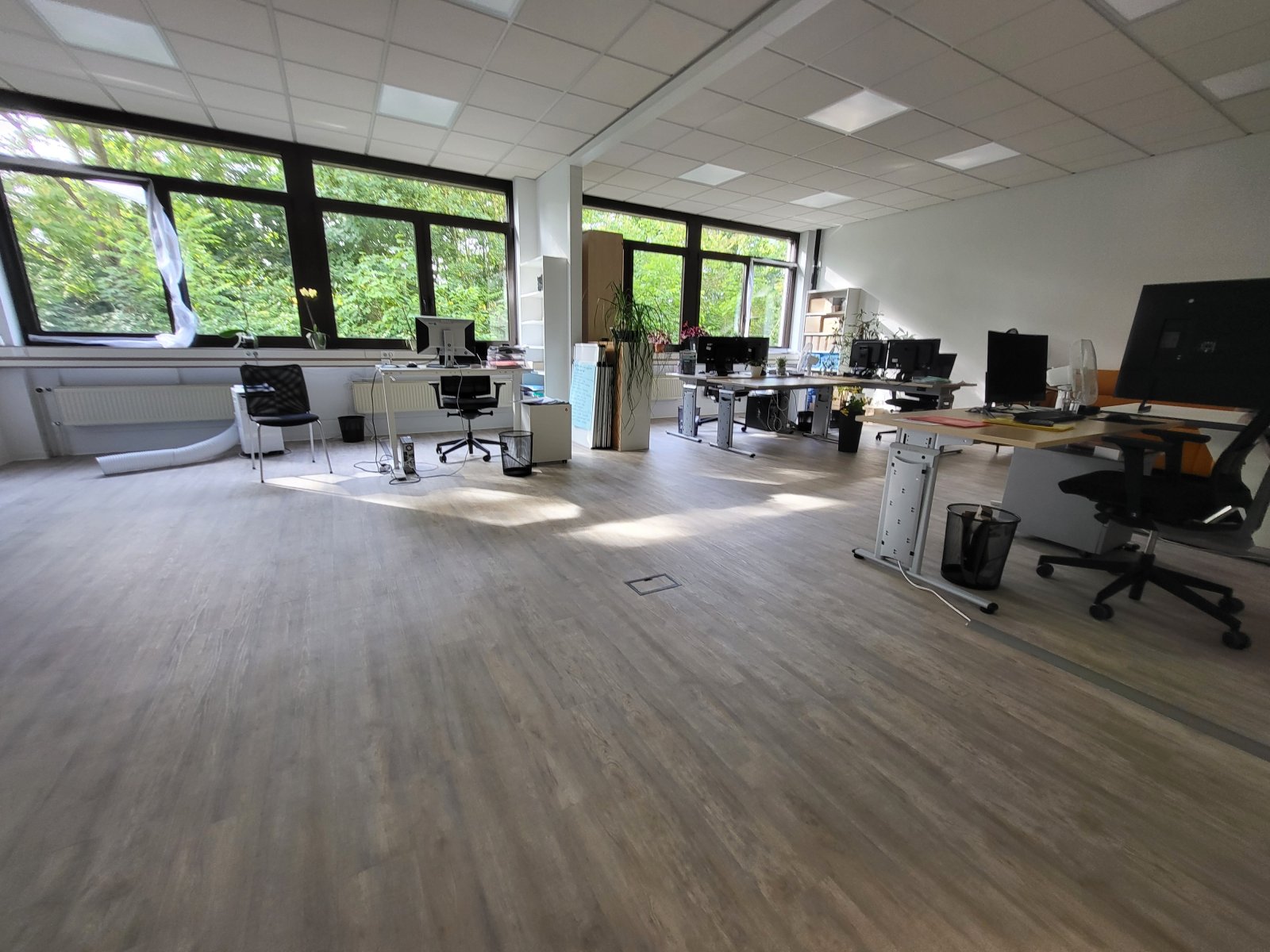 Flexible Büroflächen in attraktiver Gewerbelage – Karlsruhe, Nähe Knielingen