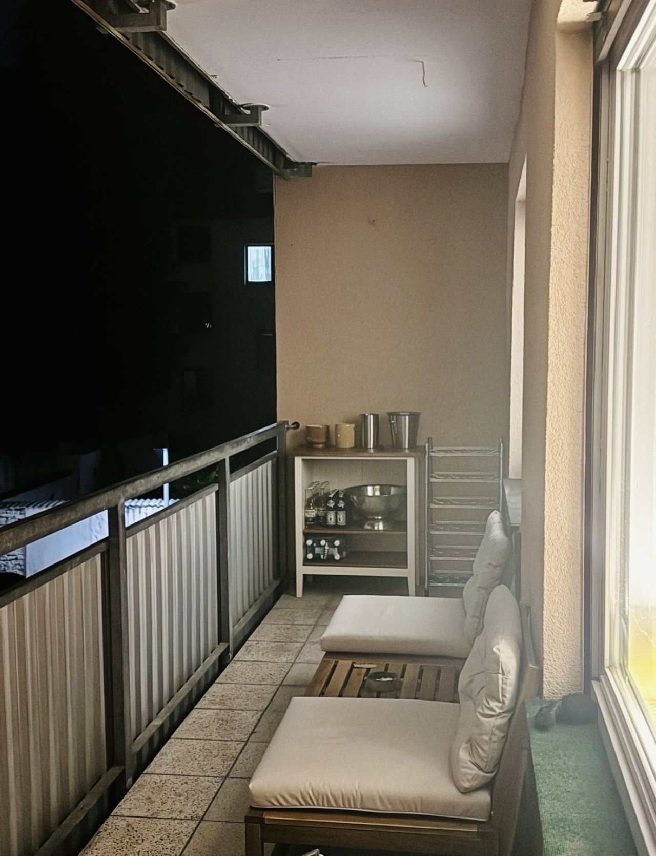 Balkon gr. Balkon gr.